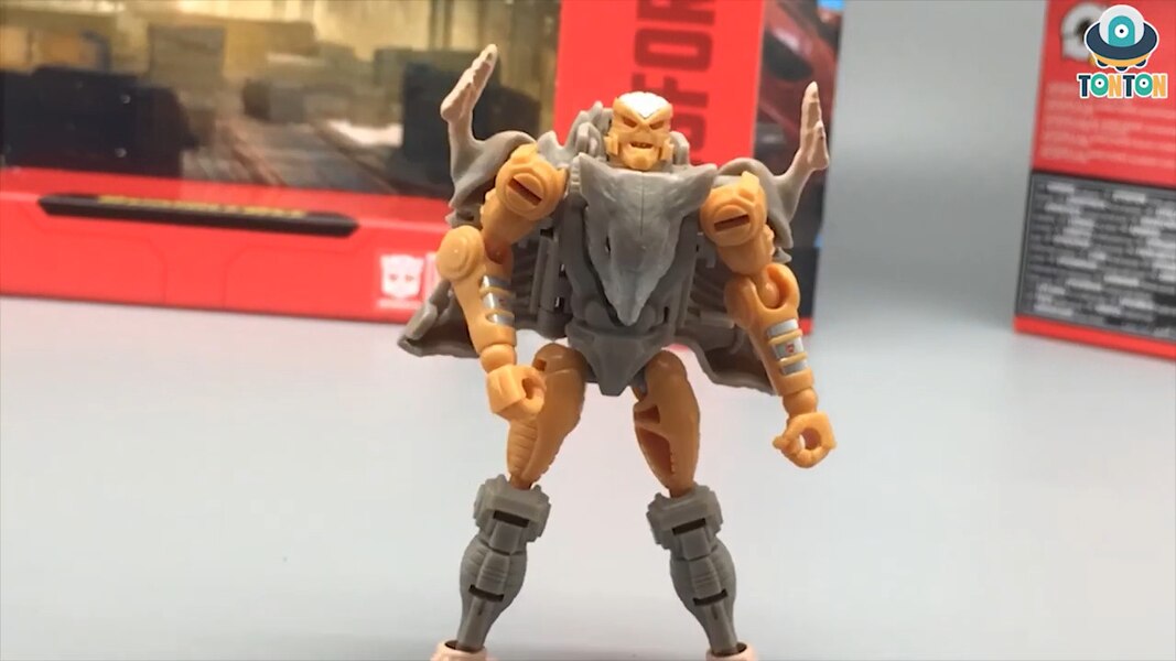 Transformers Kingdom Rattrap  (2 of 13)